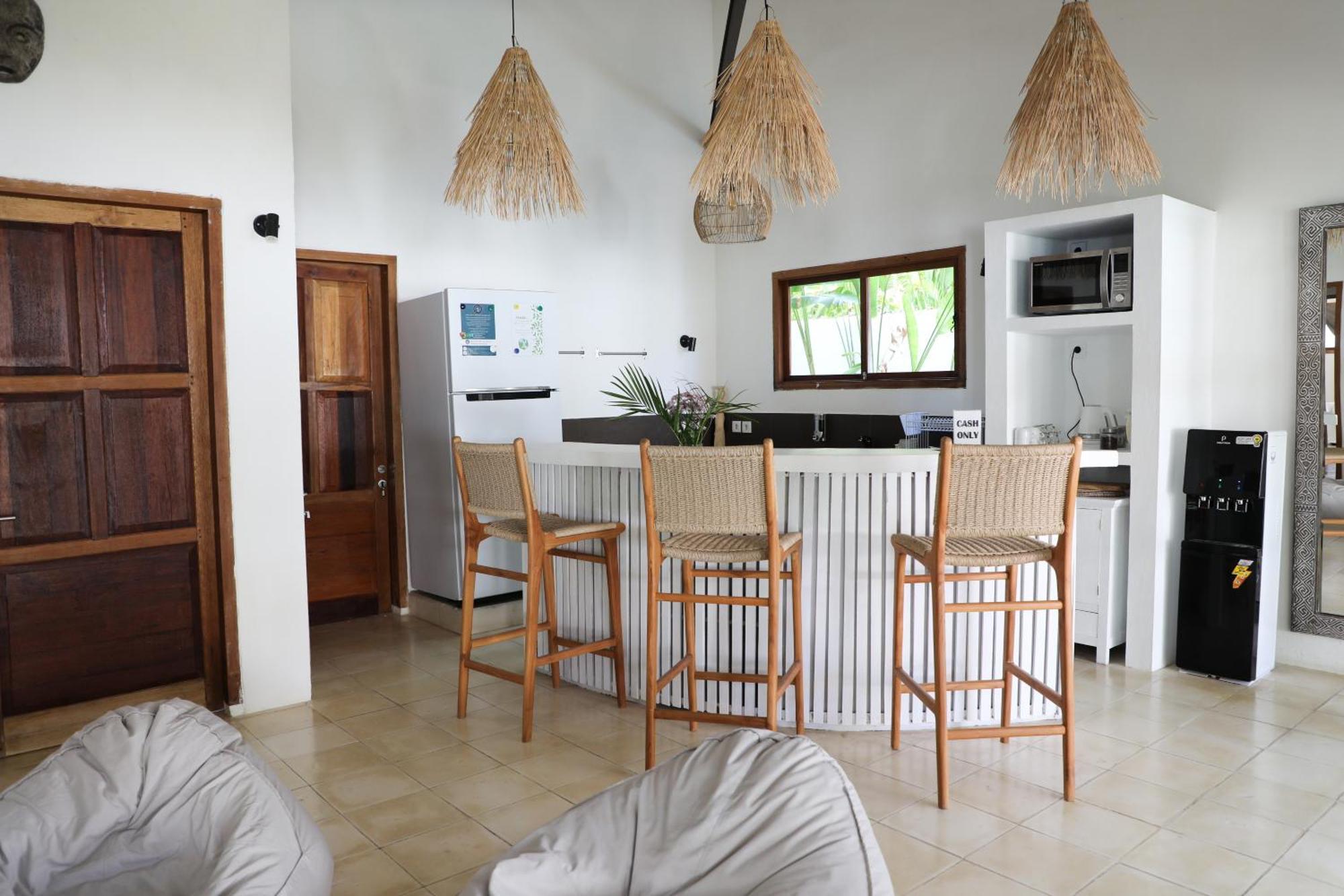 Villa Tom & Lucie Bingin Beach Uluwatu Eksteriør billede